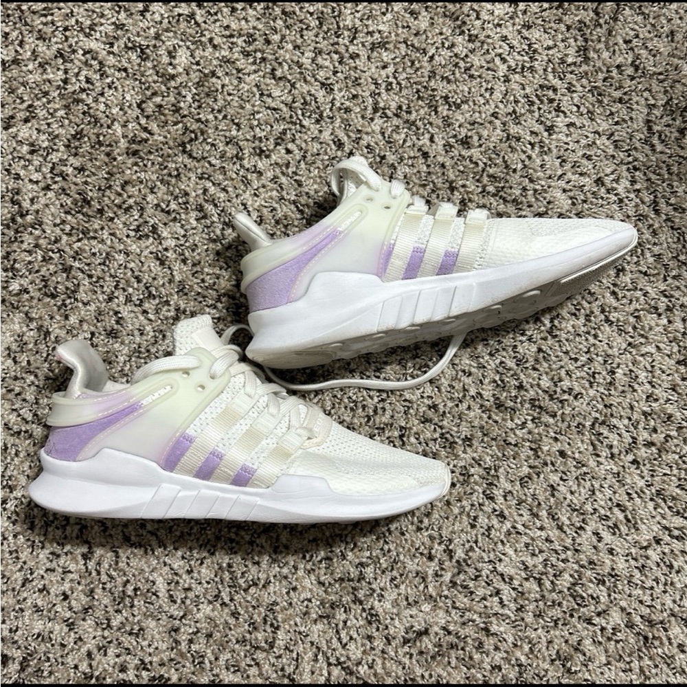 Women’s shoes